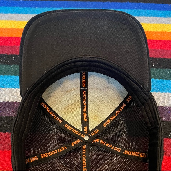 Yeti All Black SnapBack Hat hand washed - Picture 13 of 15